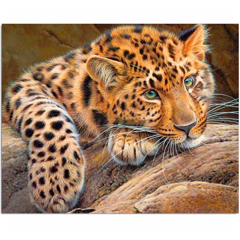 Leopard on a Rock-DIY Diamond Painting
